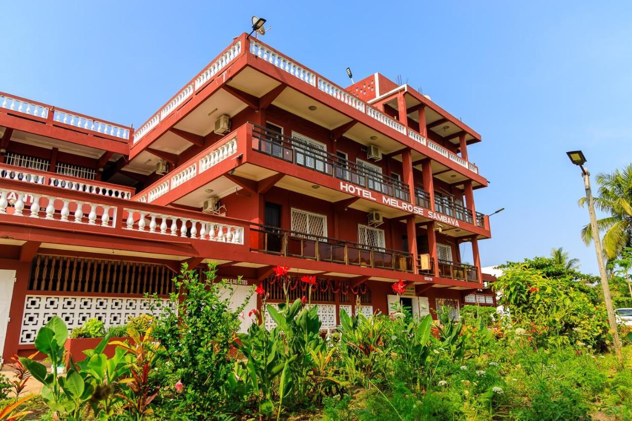 Hotel Melrose Sambava Exterior photo